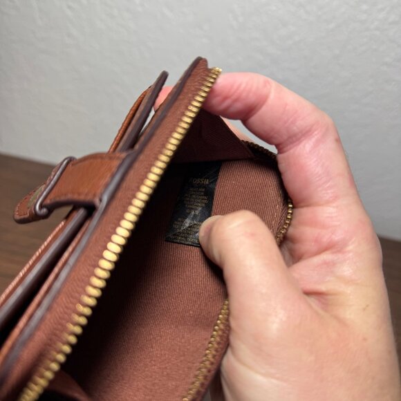 Fossil Fiona Zip Around Multifunction Wallet Coin Purse Brown Goat Leather - Picture 6 of 9